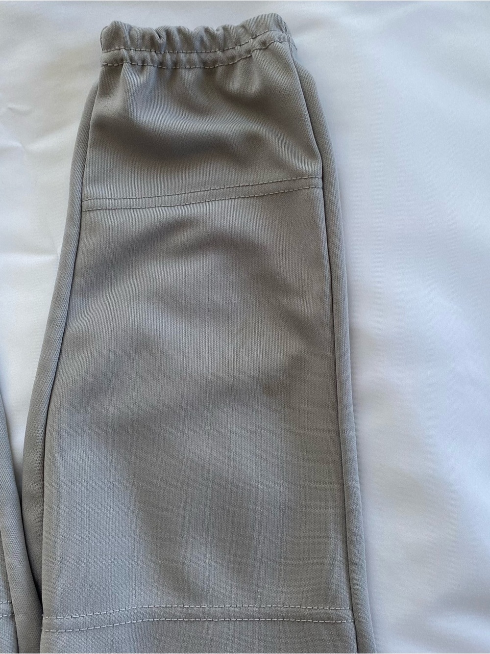 Rawlings grey youth baseball pants. Drawstring with elastic waistband. - Picture 4 of 4